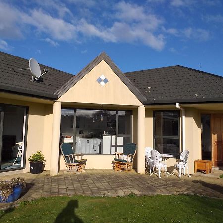My Place Bnb Tuatapere Exterior foto